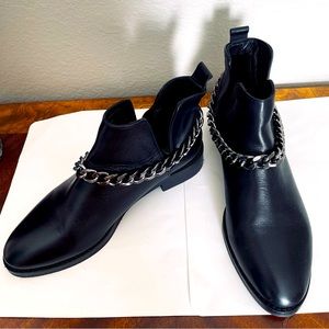 Exceptional quality natural leather boots, size 8